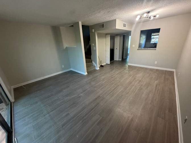 Alcove Rooms's room
