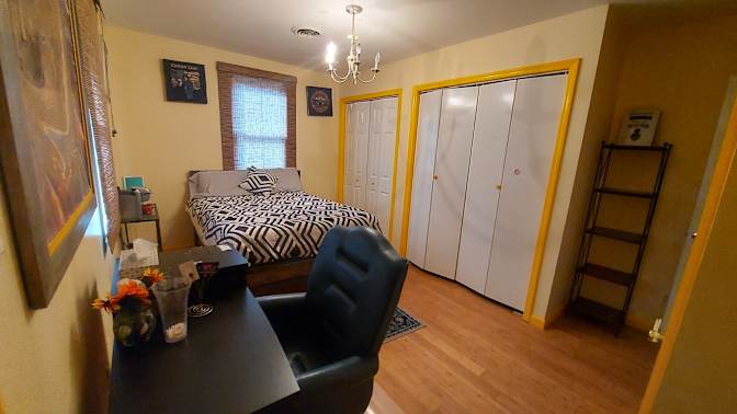 Ana's room