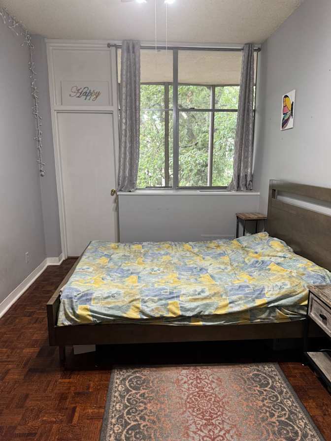 Holly's room