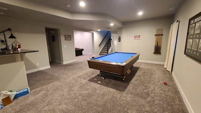 Tom's room