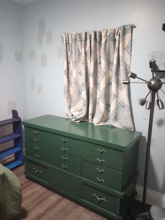 Alicia's room