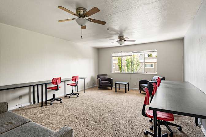 Allegro Apartments's room