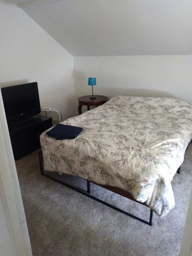 Estwin's room