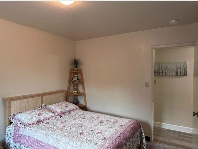 Diana's room