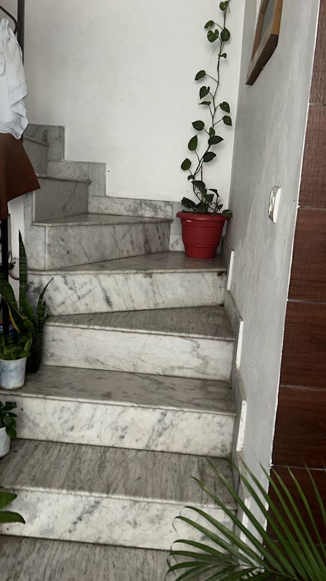 sarika Gupta's room