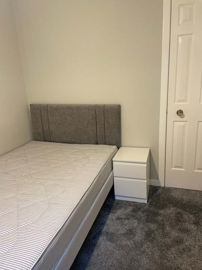 Anna's room