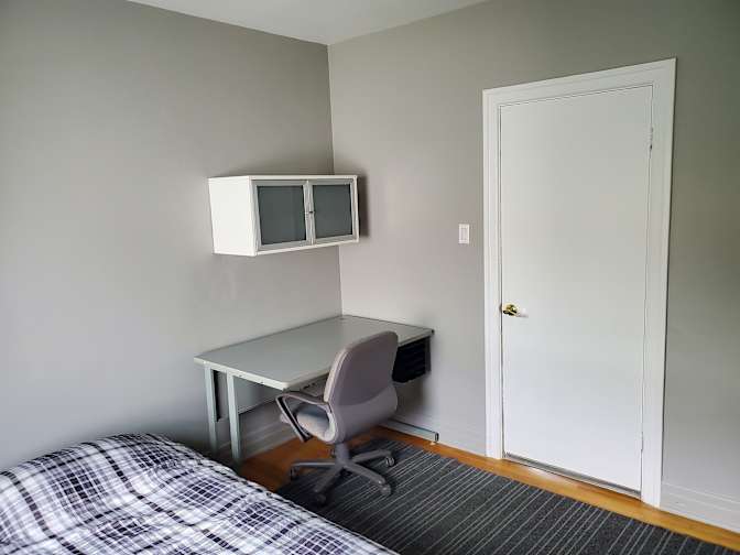 Alain's room