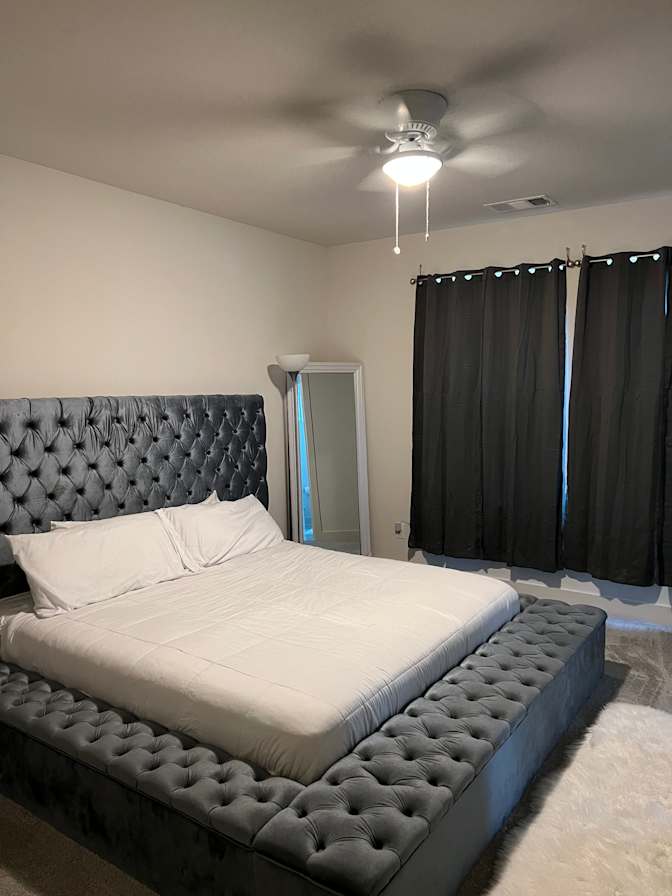 Jasmine's room