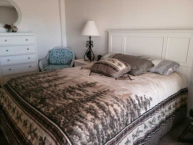 Tony's room