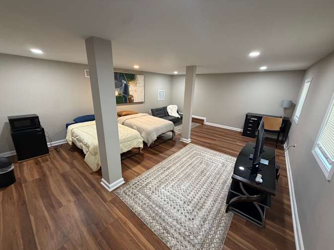Alcove Rooms's room