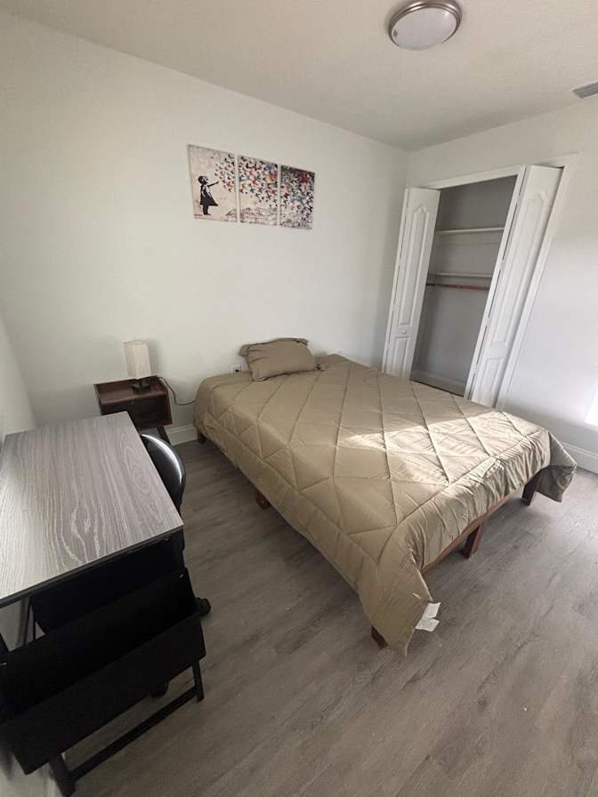 PadSplit's room