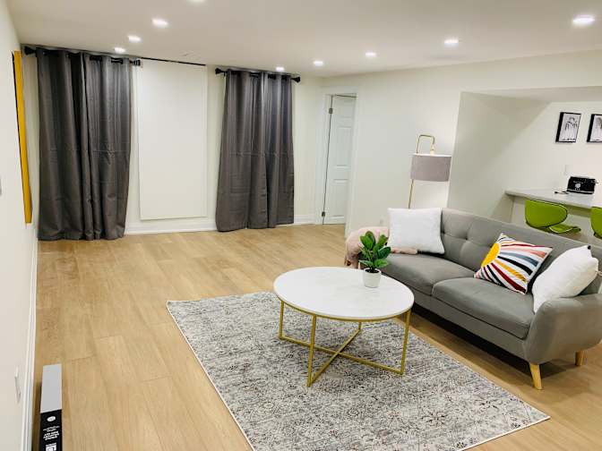 Niloofar's room