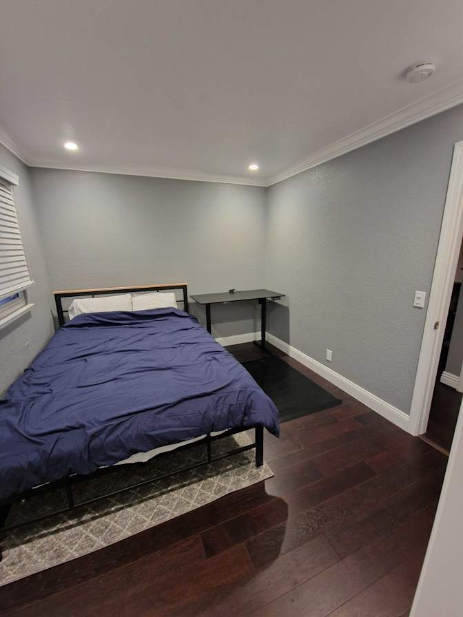 Jose's room