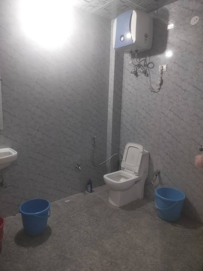 ayuShi Shahdeo's room