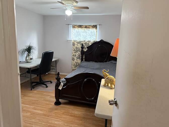 Ravi's room