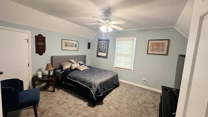 Eddie's room