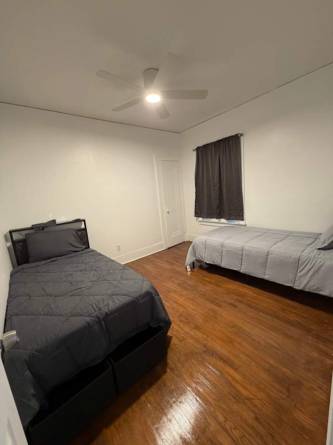 NOAHS's room
