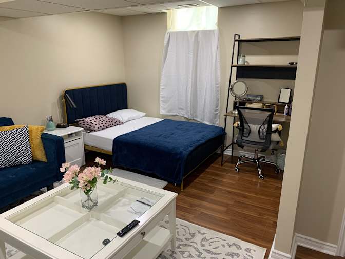 Lc's room