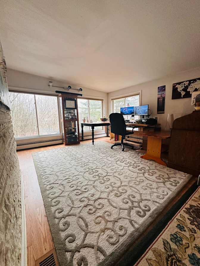 Etienne's room