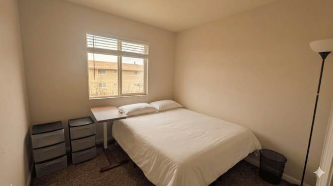 chris's room