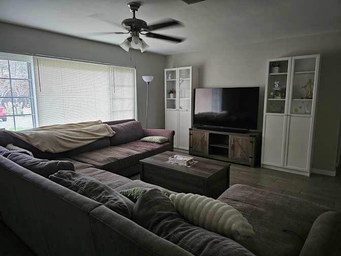 McKinna's room