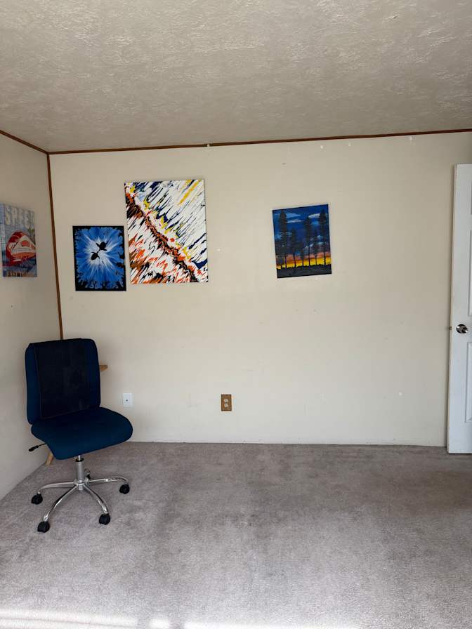 jose's room