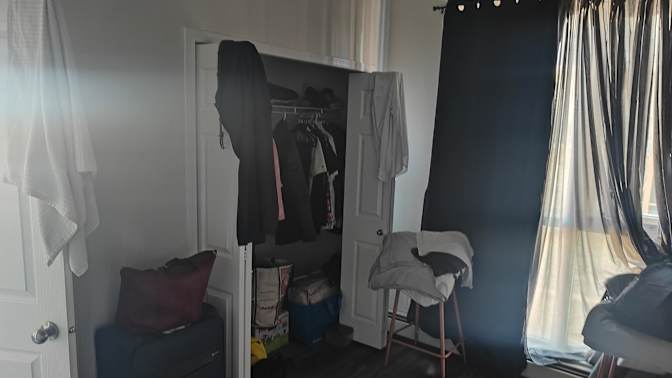ravi's room