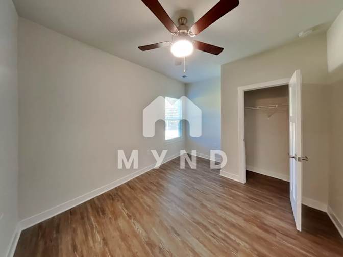 Alcove Rooms's room