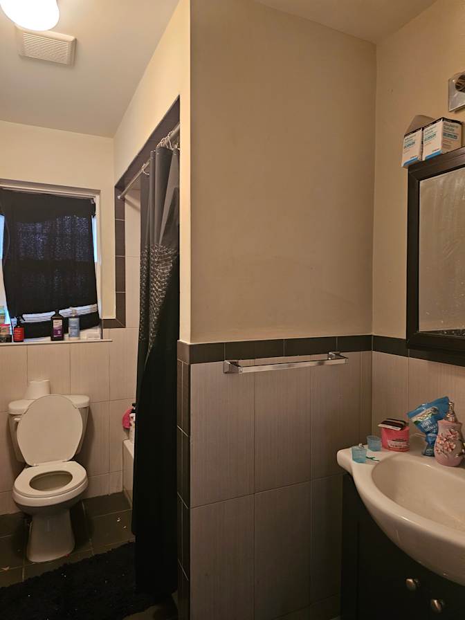 Sarya's room
