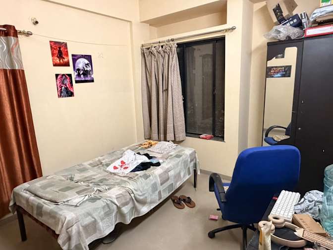 Apoorv Gupta's room