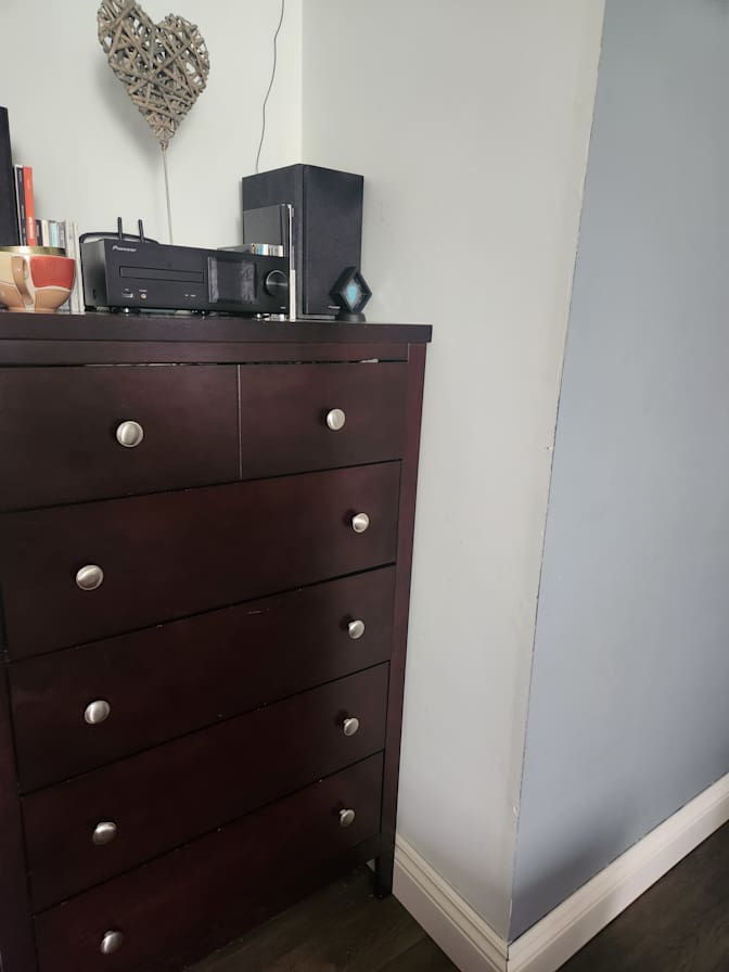 SALLY's room