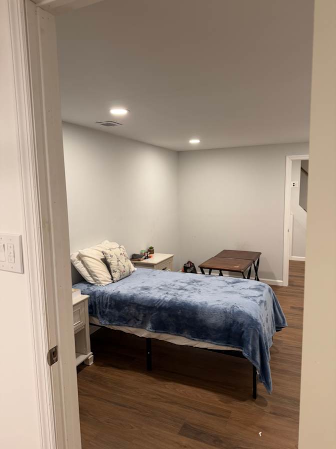 Kimberly M Lipari's room