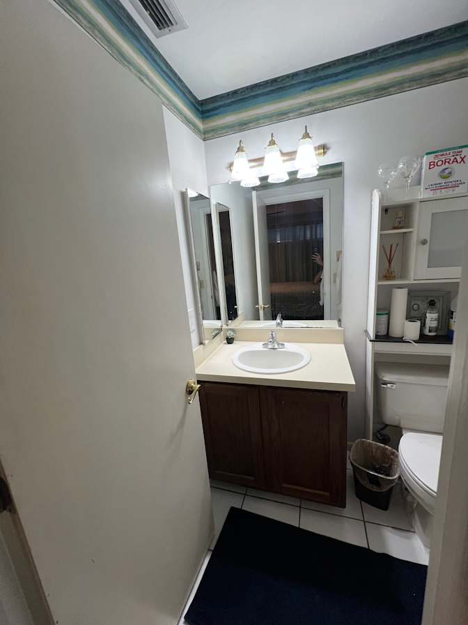 JOSEPH PIZZI's room