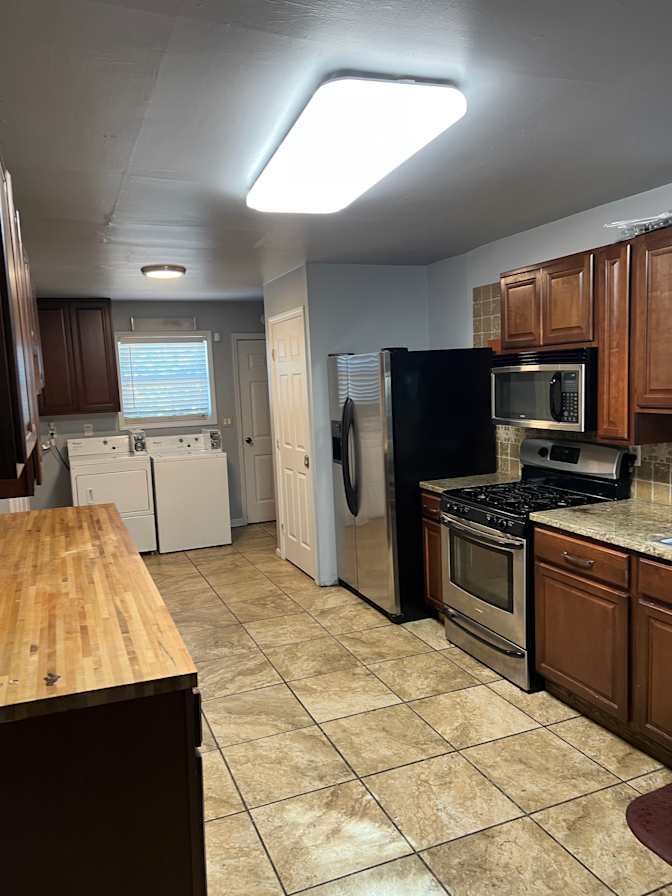 Yates Properties's room