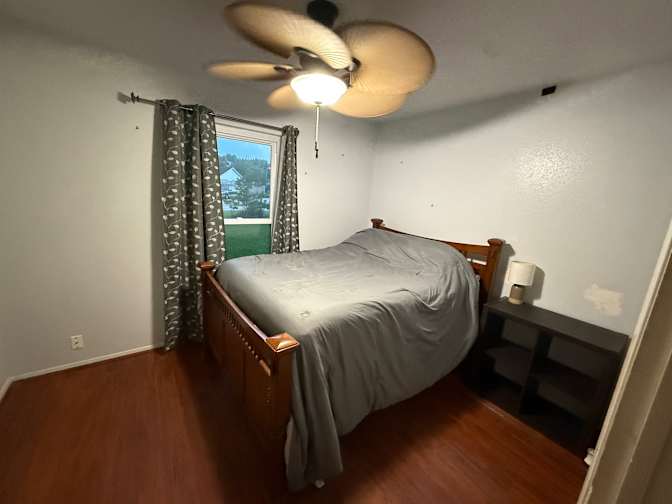 Tré's room