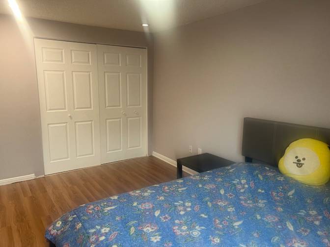 Linda's room