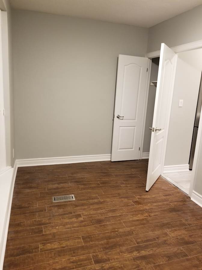 Daniel Neamtu's room