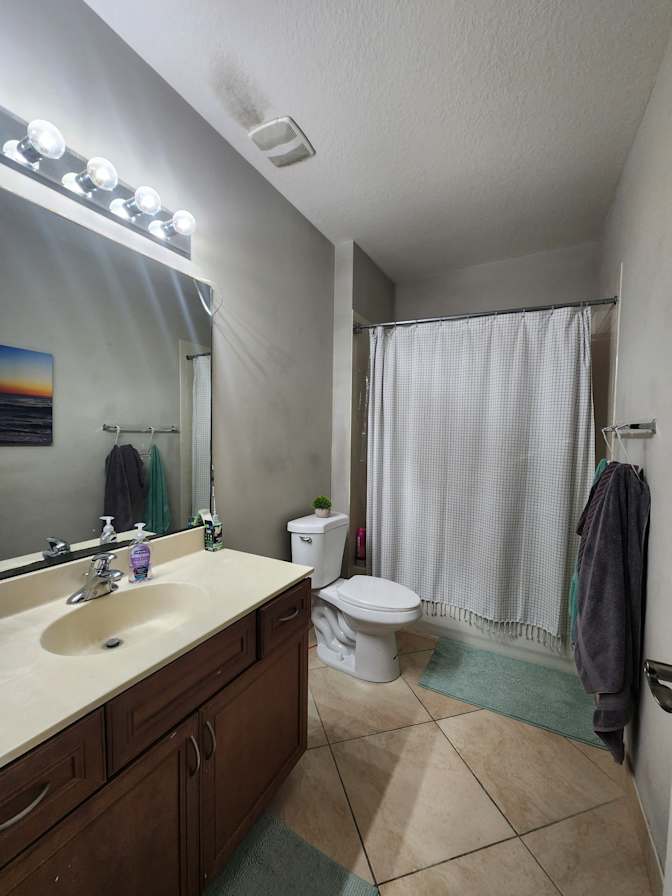 Lauren's room