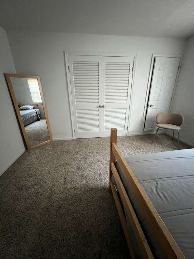 Ron's room