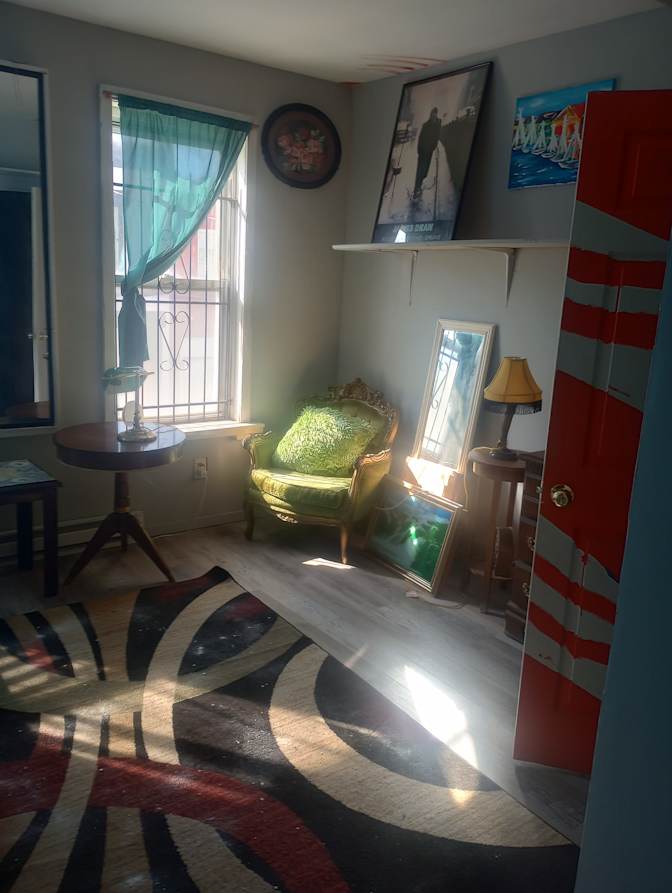 David Acevedo's room