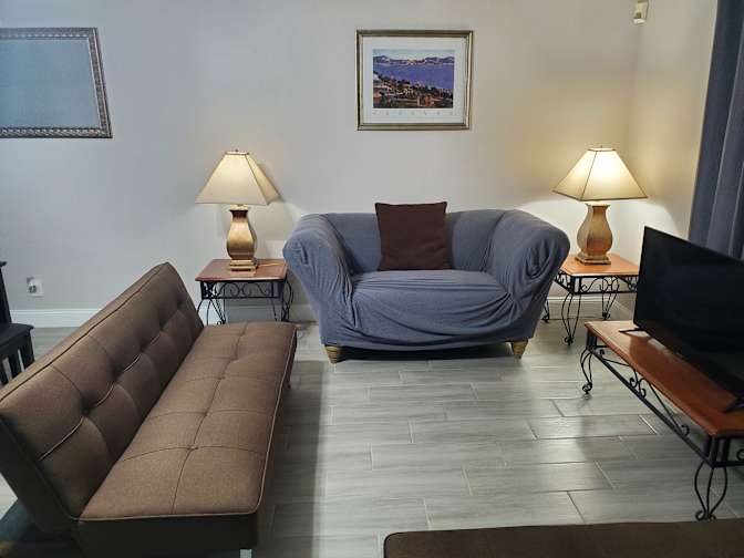 Jason Bryan, Realtor's room