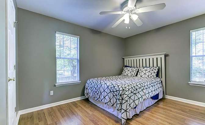 Jennifer's room