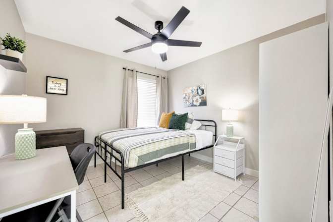 PadSplit's room