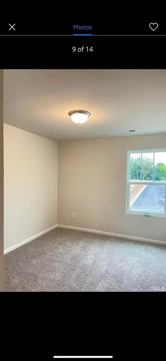 Alcove Rooms's room