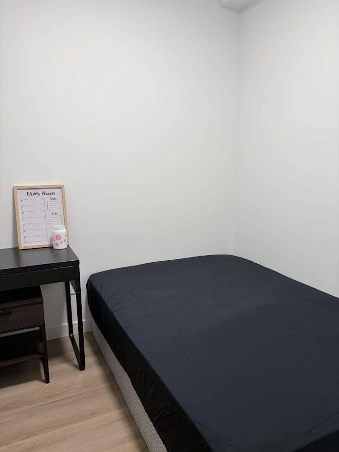 Daphne's room