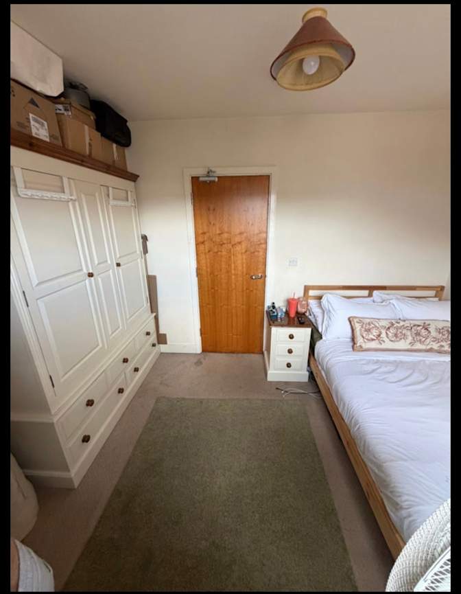 Bobi's room
