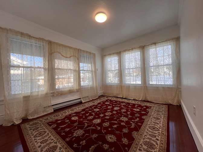 sara's room