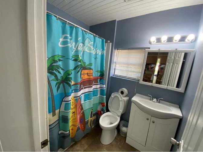 Felix's room