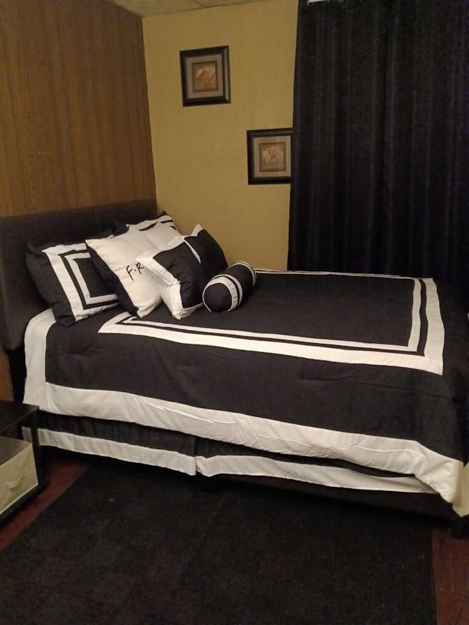 Anne's room
