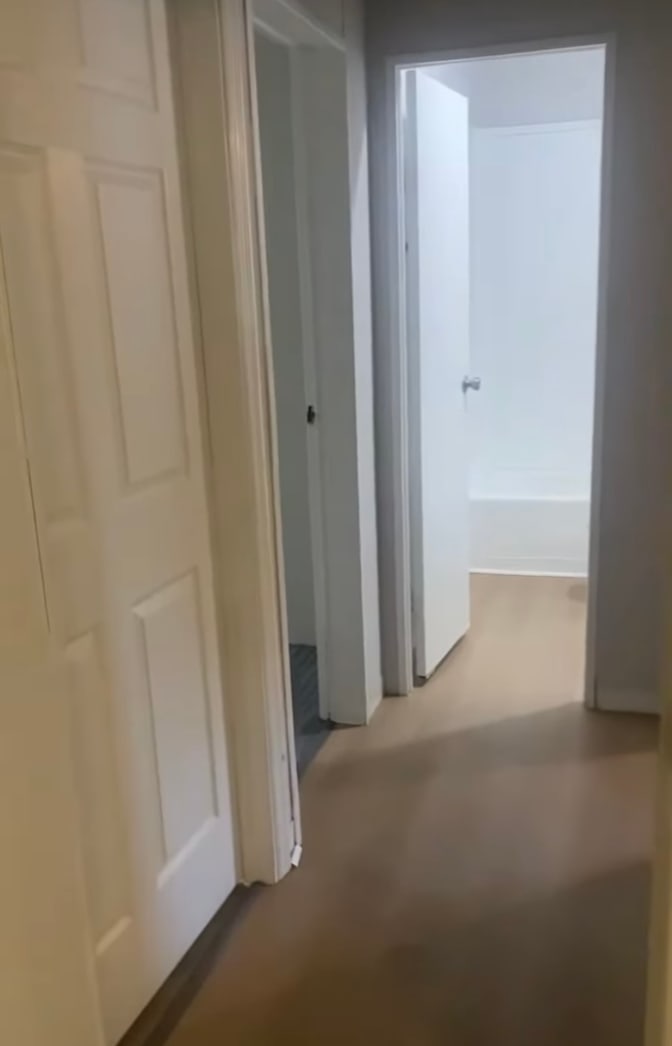 Reina's room